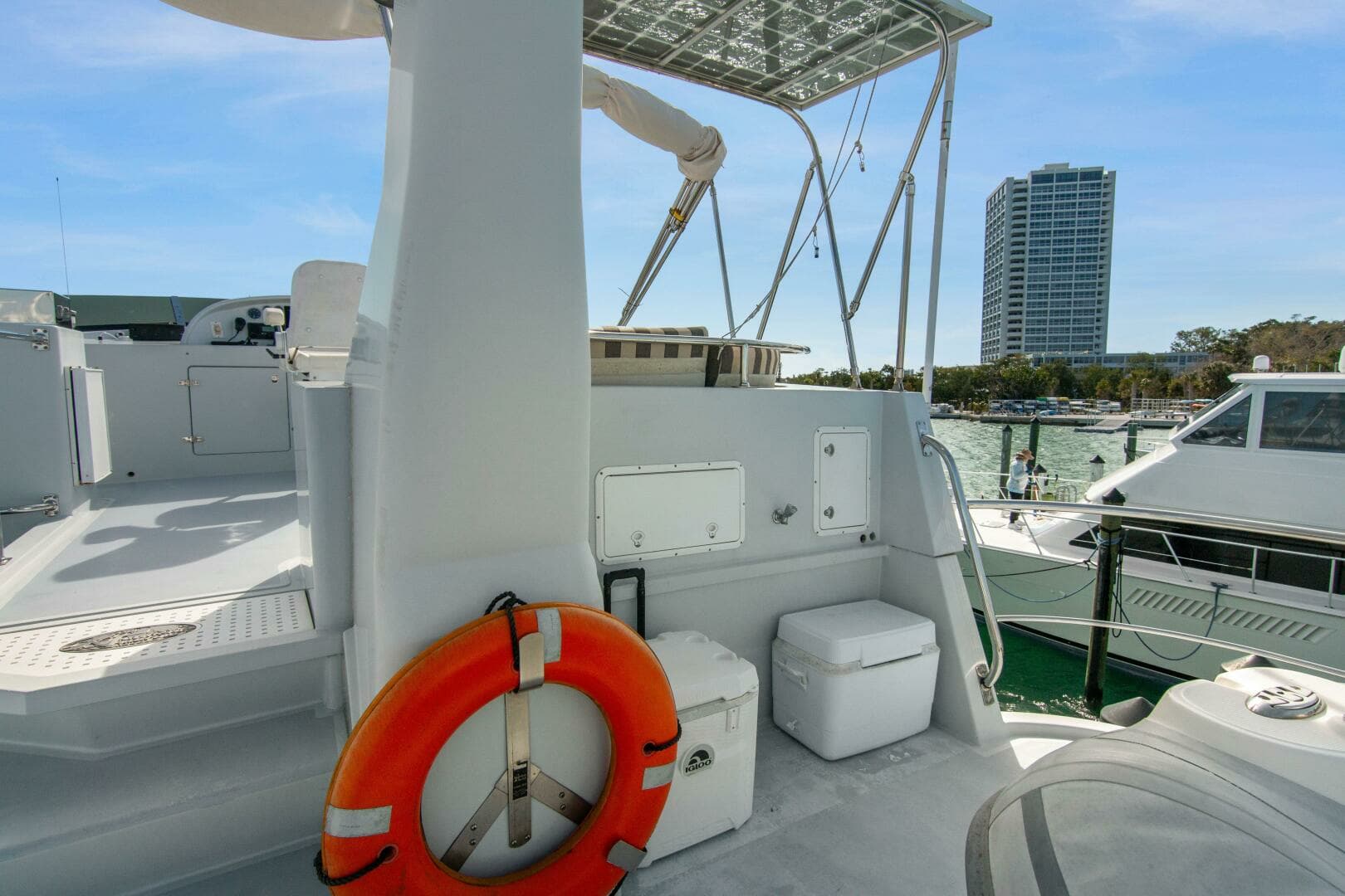 2004 Northern Marine 5700 Expedition - Image 8