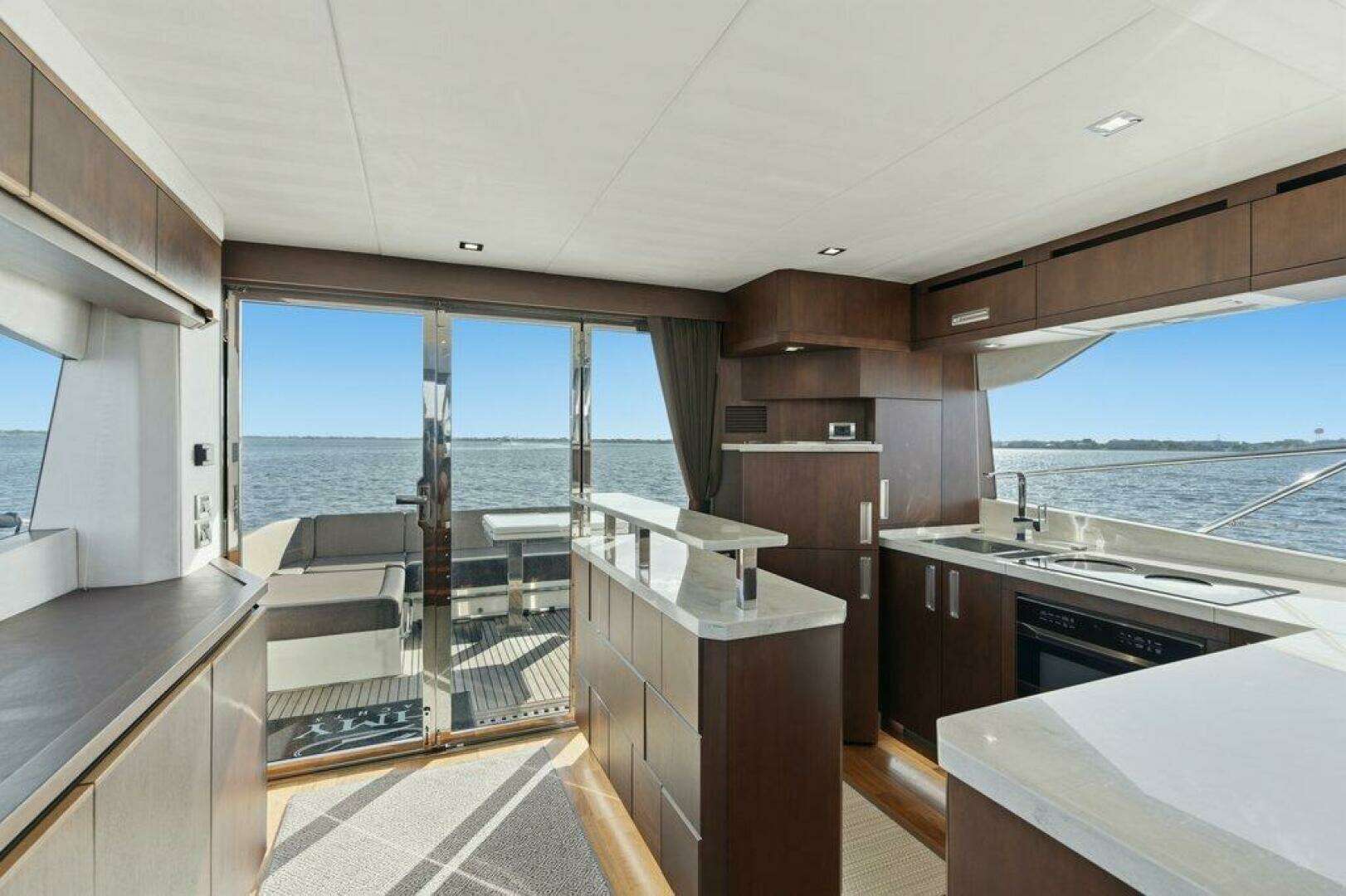 2017 Galeon 560 Sky - Image 18