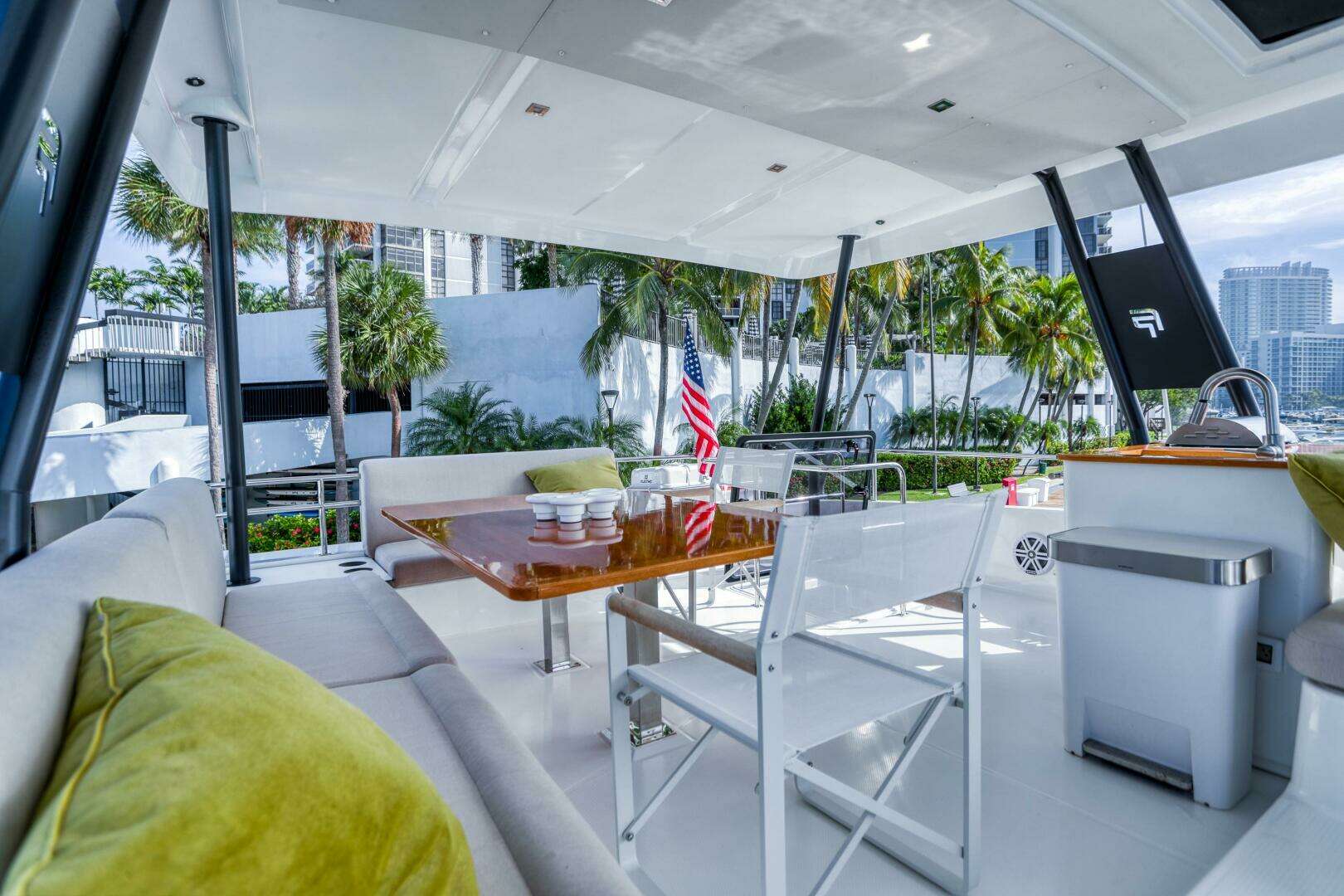 2022 Fountaine Pajot MY6 - Image 78