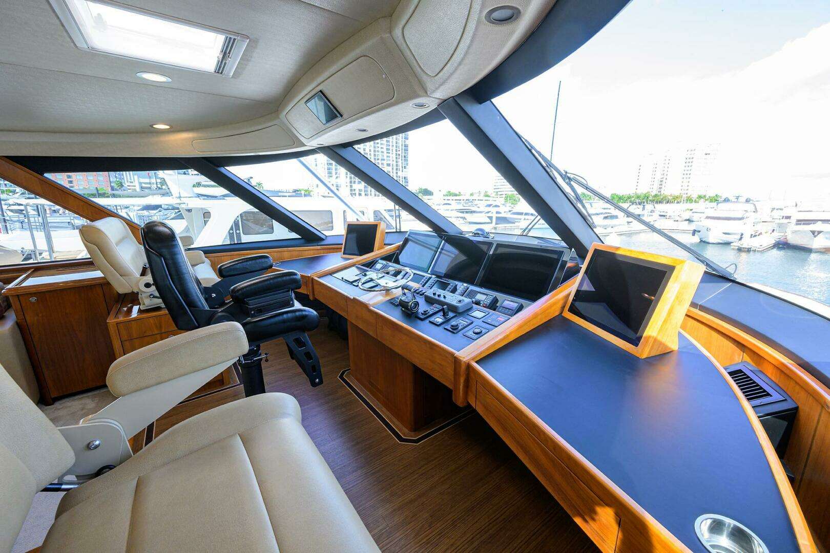 2017 Viking 92 Enclosed Bridge - Image 23