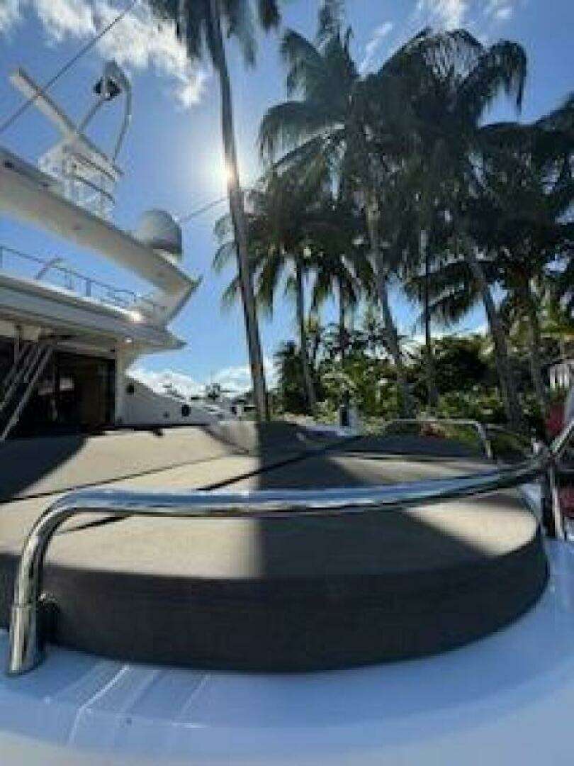 2012 Sunseeker Predator Sport Yacht 74 - Image 17