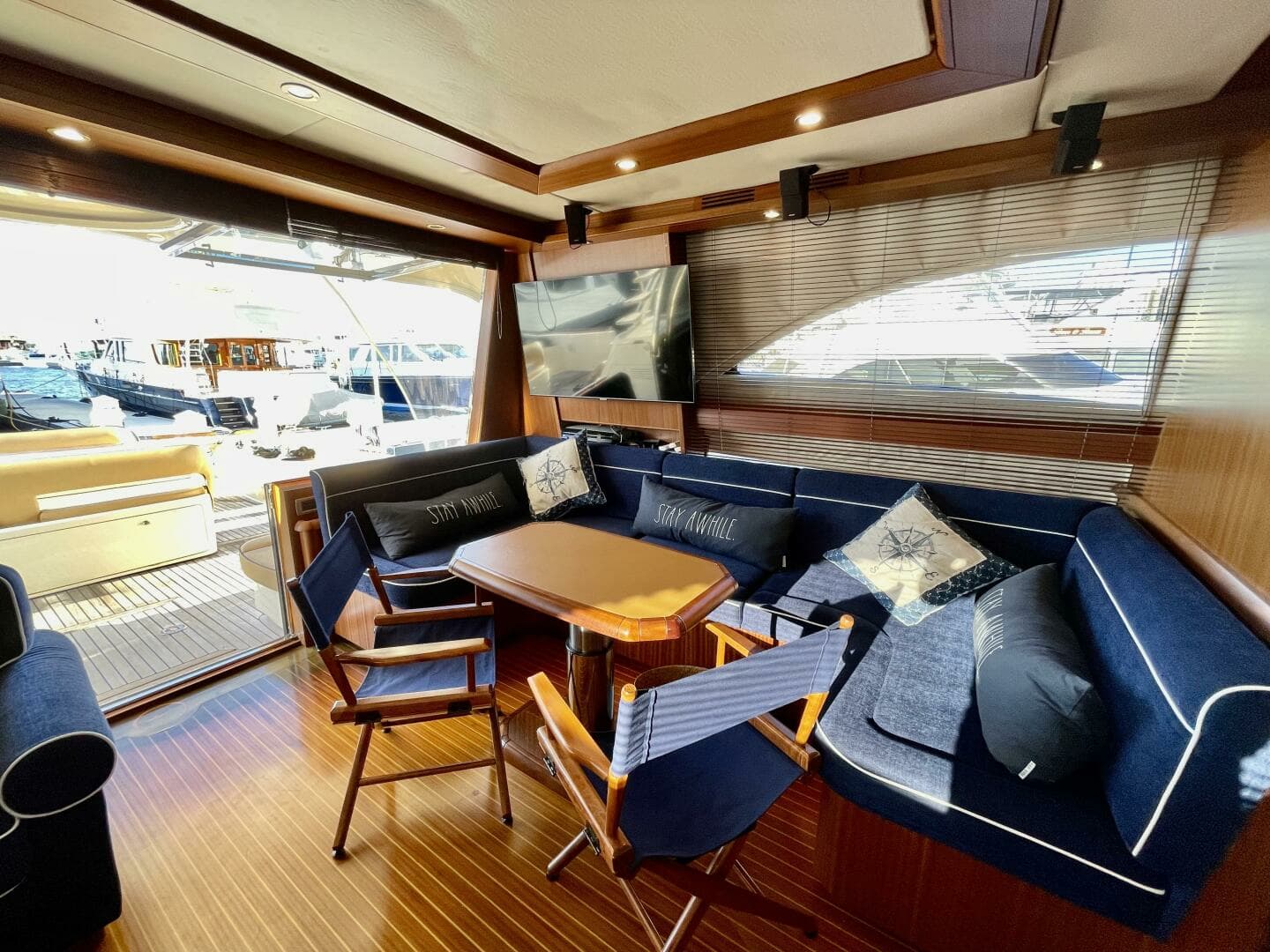 2006 Mochi Craft 74' Dolphin - Image 25
