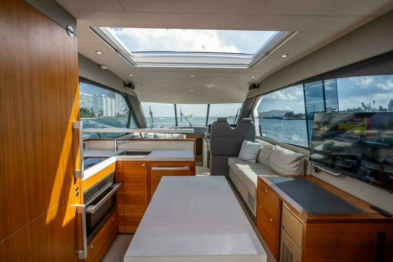 2021 Maritimo X50 - Image 13