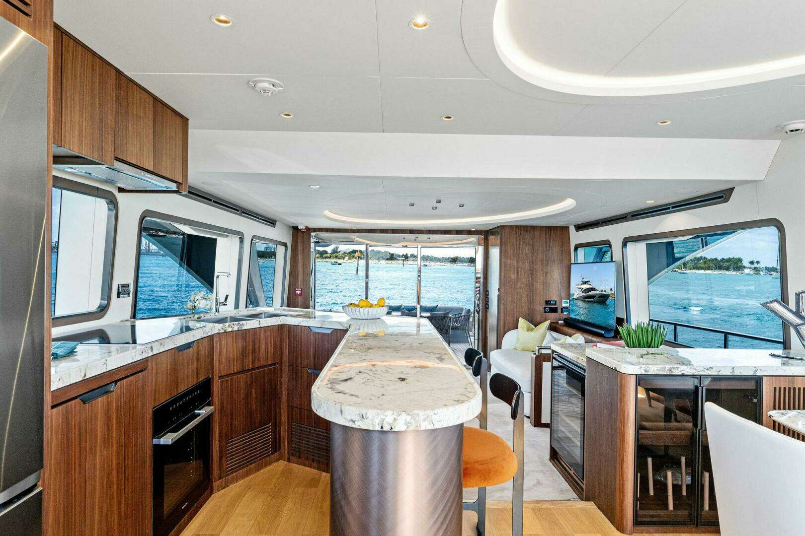 2027 Aquitalia Yachts Flybridge - Image 16