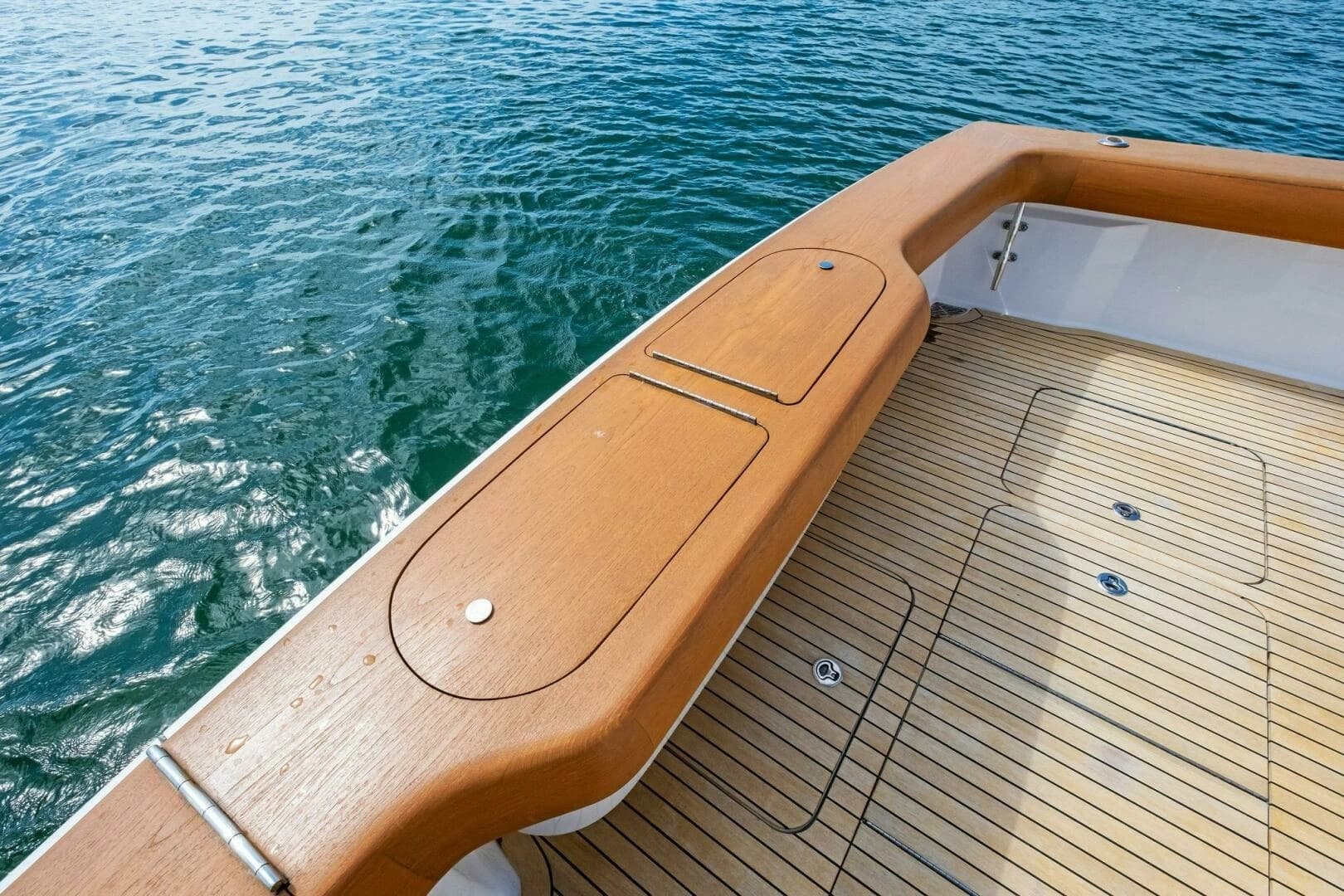 2006 Viking 56 Convertible - Image 36