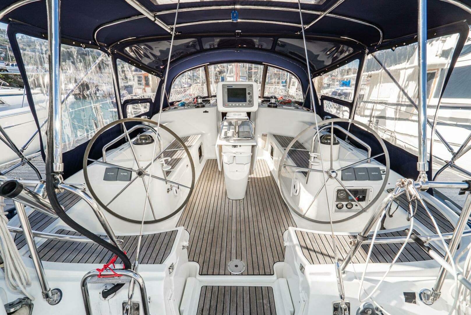 2001 Jeanneau 43 Sun Odessey - Image 16