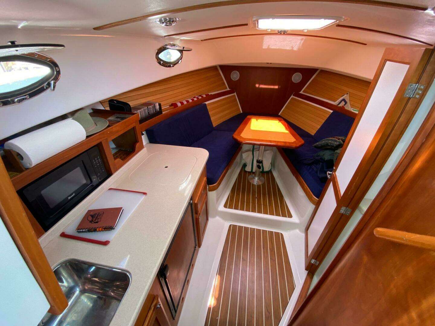 2007 Back Cove 29 - Image 2