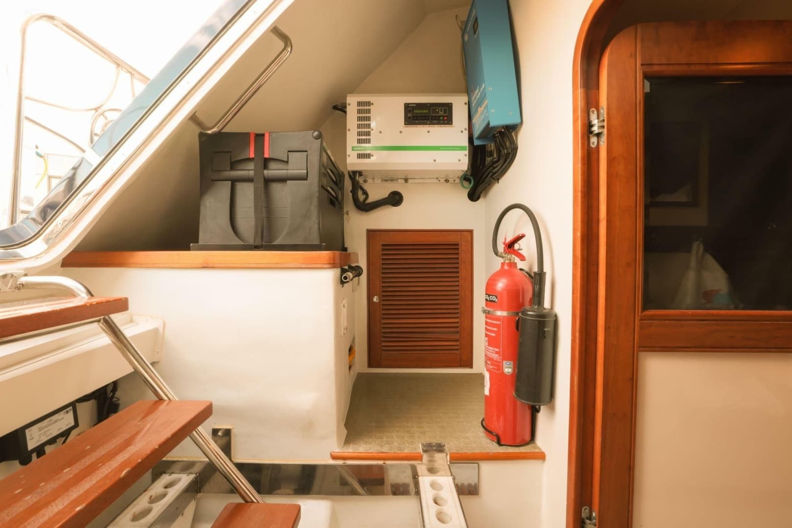 2010 Marlow Explorer 72E-CB - Image 45