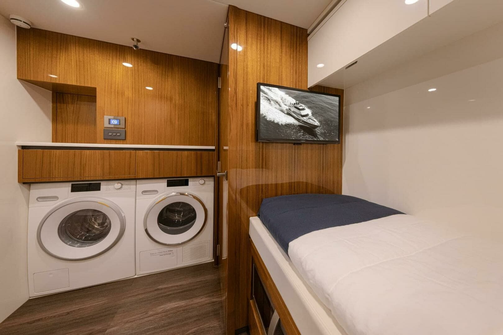 2026 Riviera 78 Motor Yacht - Image 31