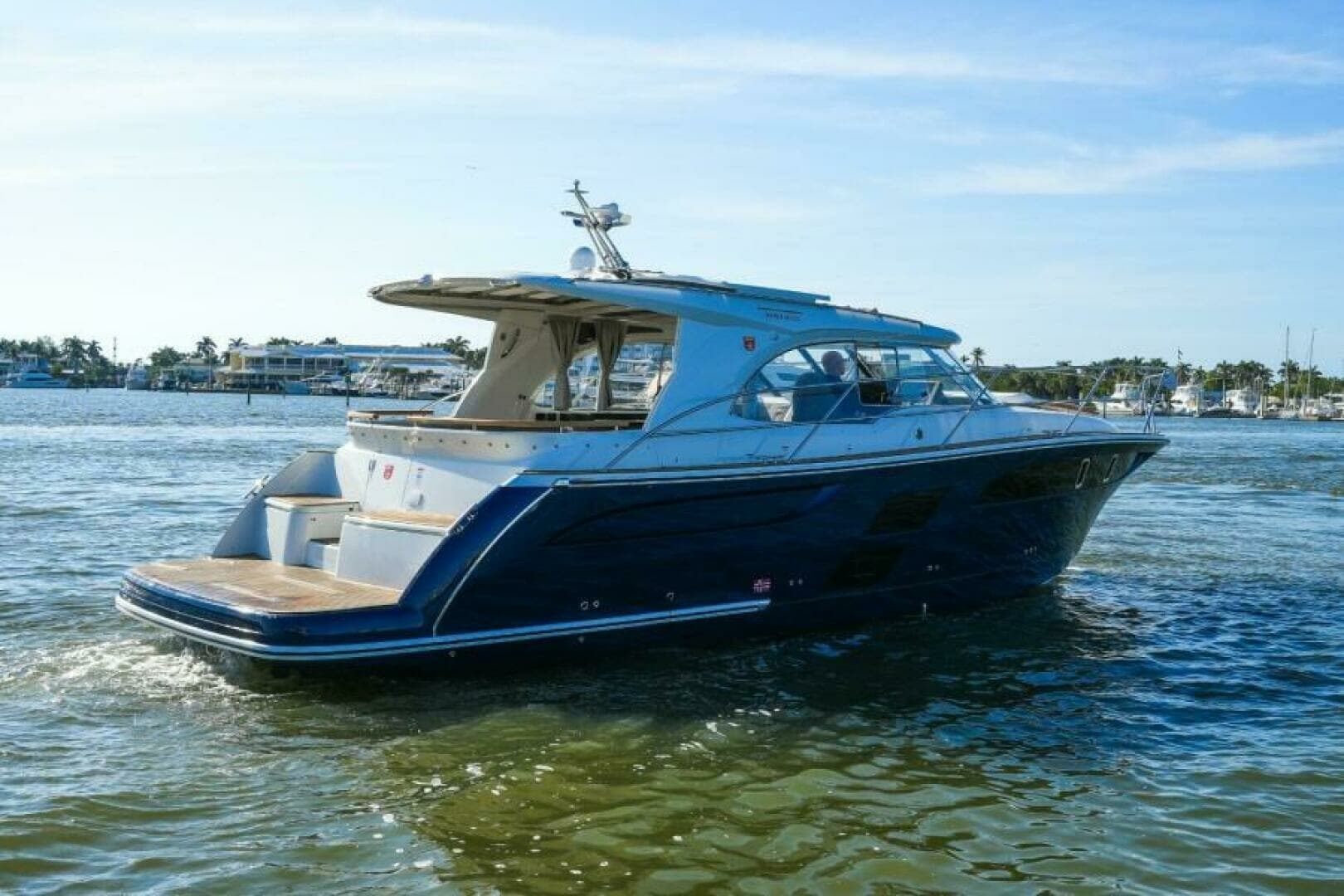 2026 Marex 360 Cabriolet Cruiser - Image 12
