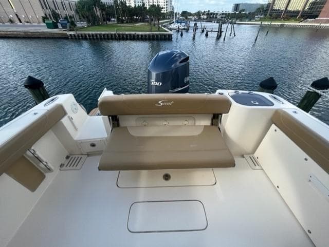 Scout 255 Dorado 2019 with Yamaha 300 HP engine at dock.