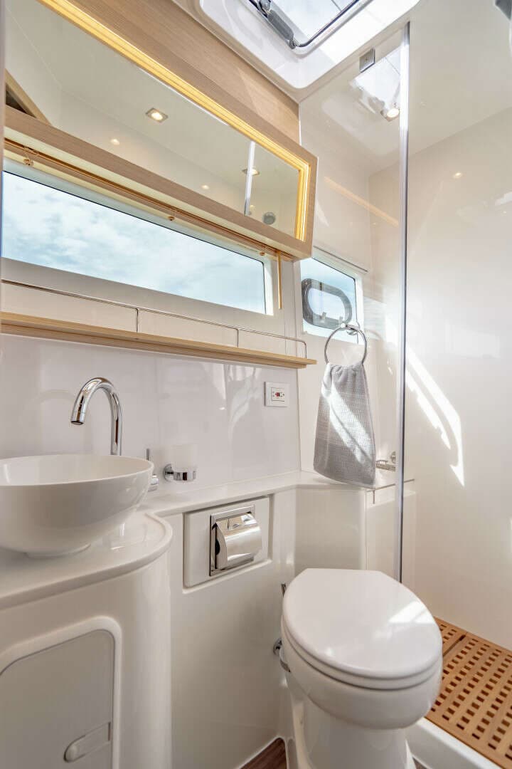 2024 Aquila 54 Yacht - Image 44
