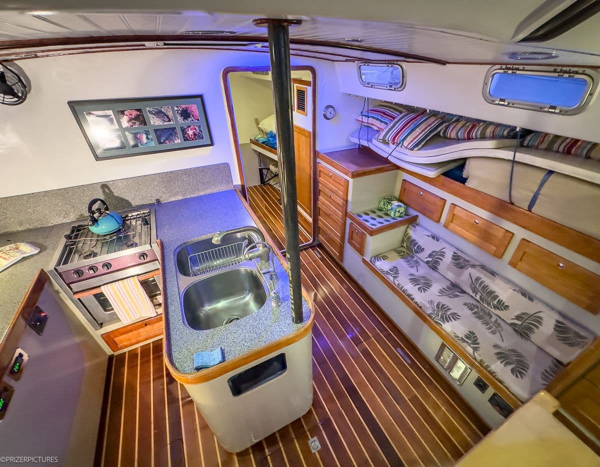 2005 Custom Malolo 55 - 25