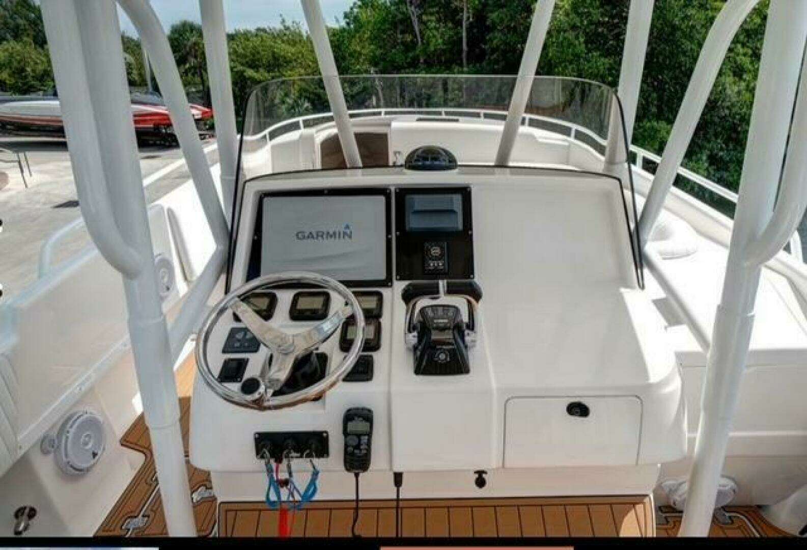 2008 Intrepid — - Image 3
