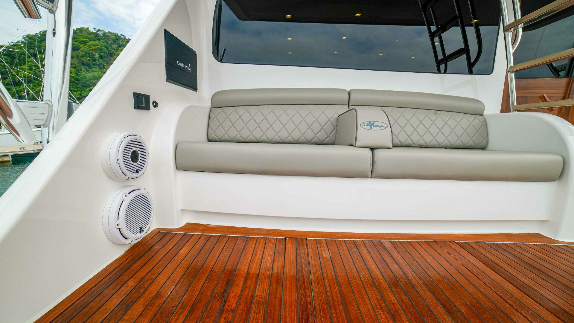 2023 Viking 72 Convertible - Image 11