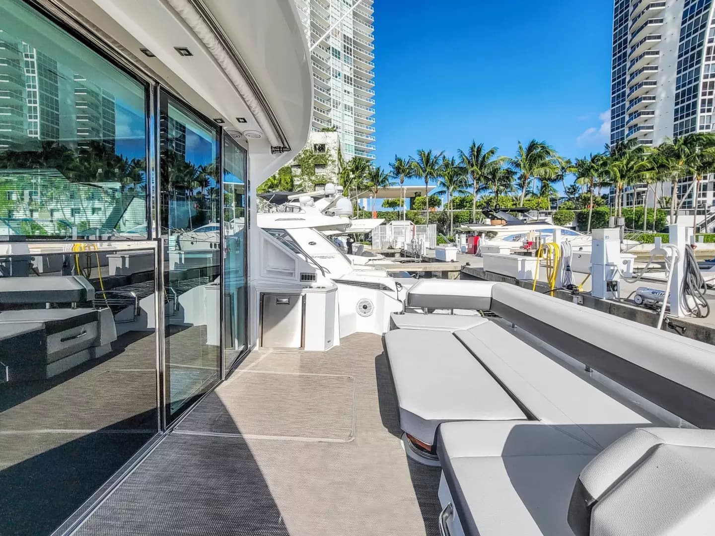 2019 Cruisers 50 Cantius - Image 15