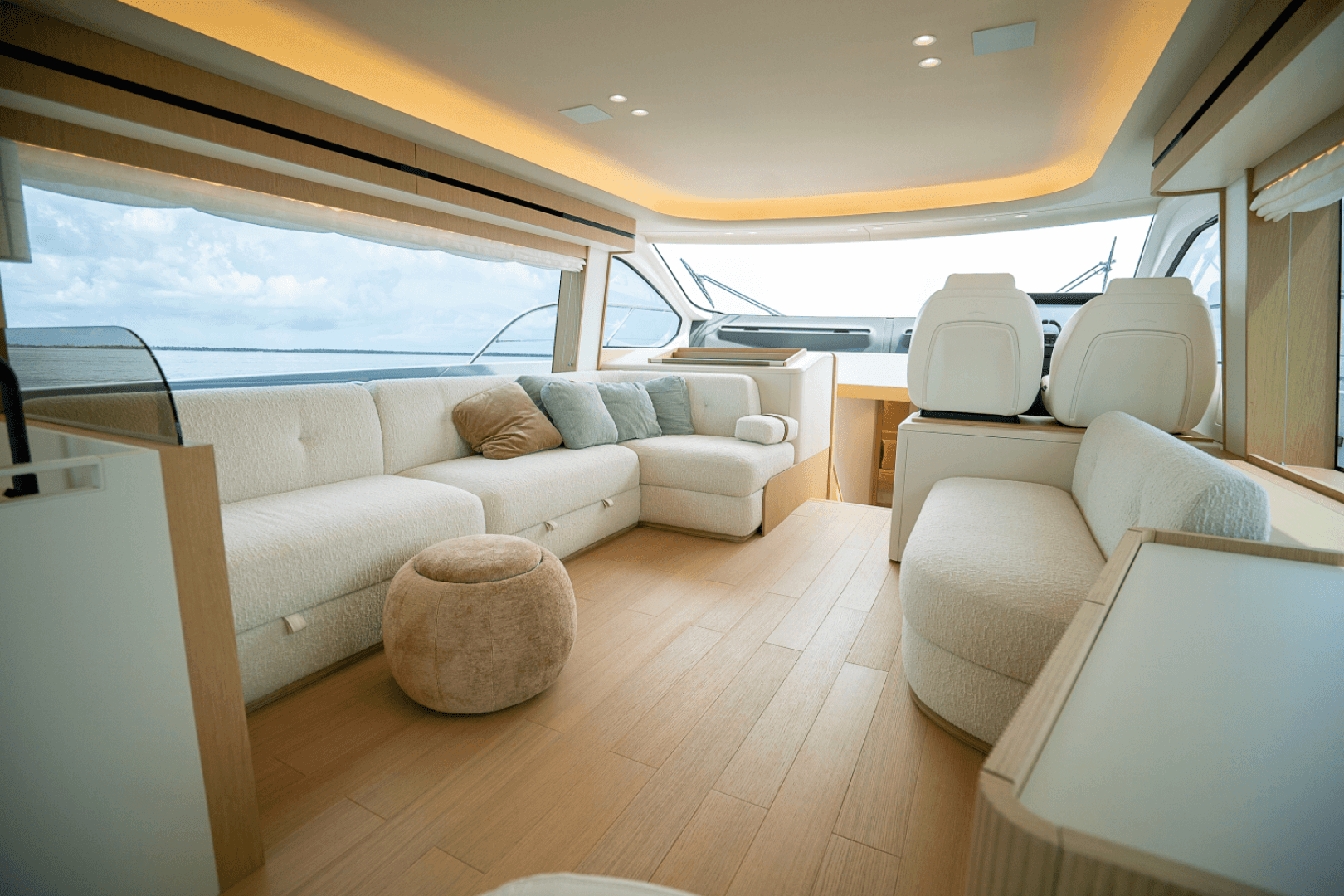 2026 Azimut Fly 62 - Image 26