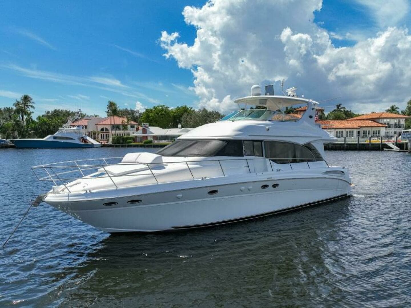 2001 Sea Ray 540 Cockpit Motor Yacht - Image 7