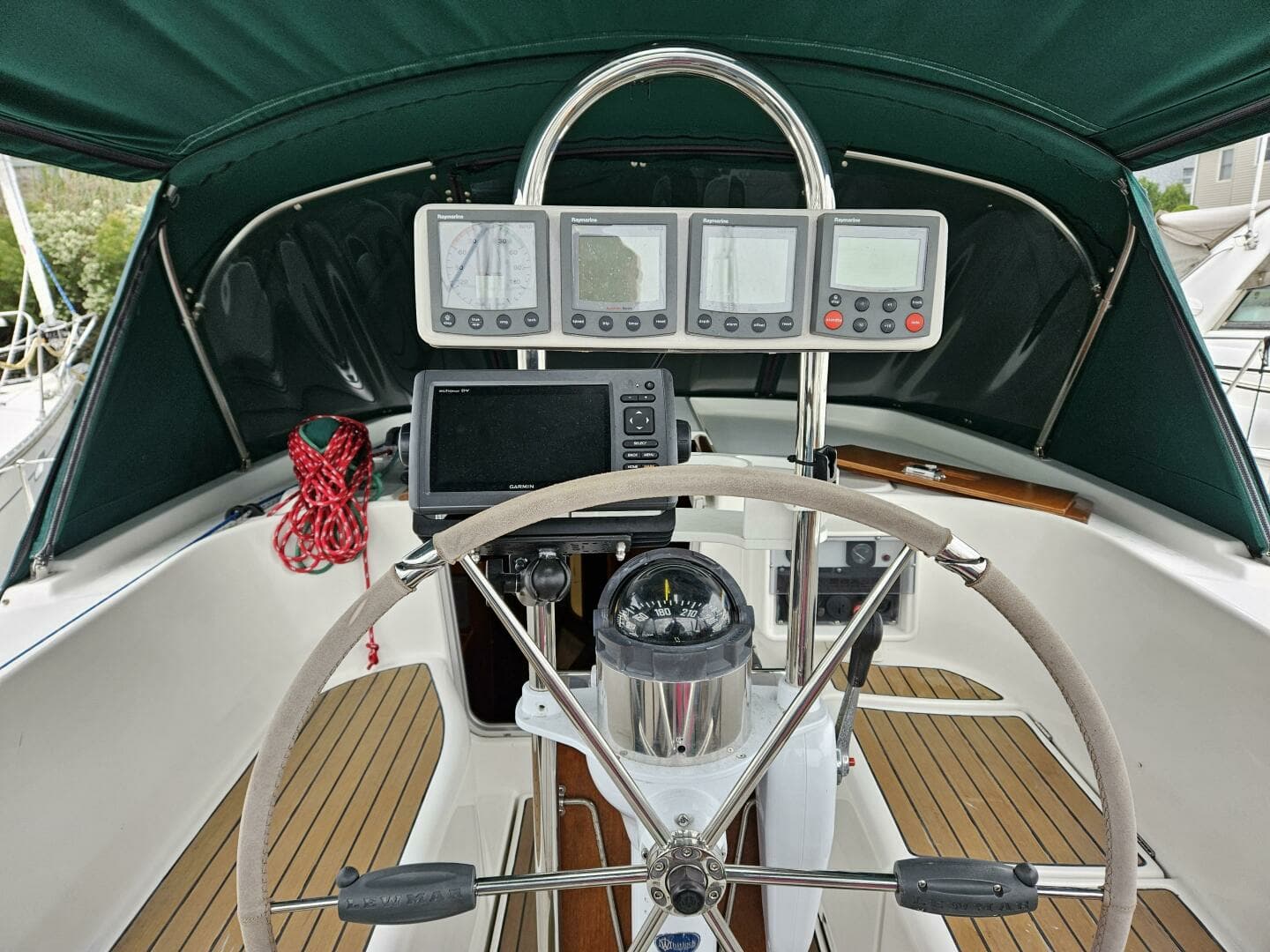 1996 Beneteau 40 CC - Image 16