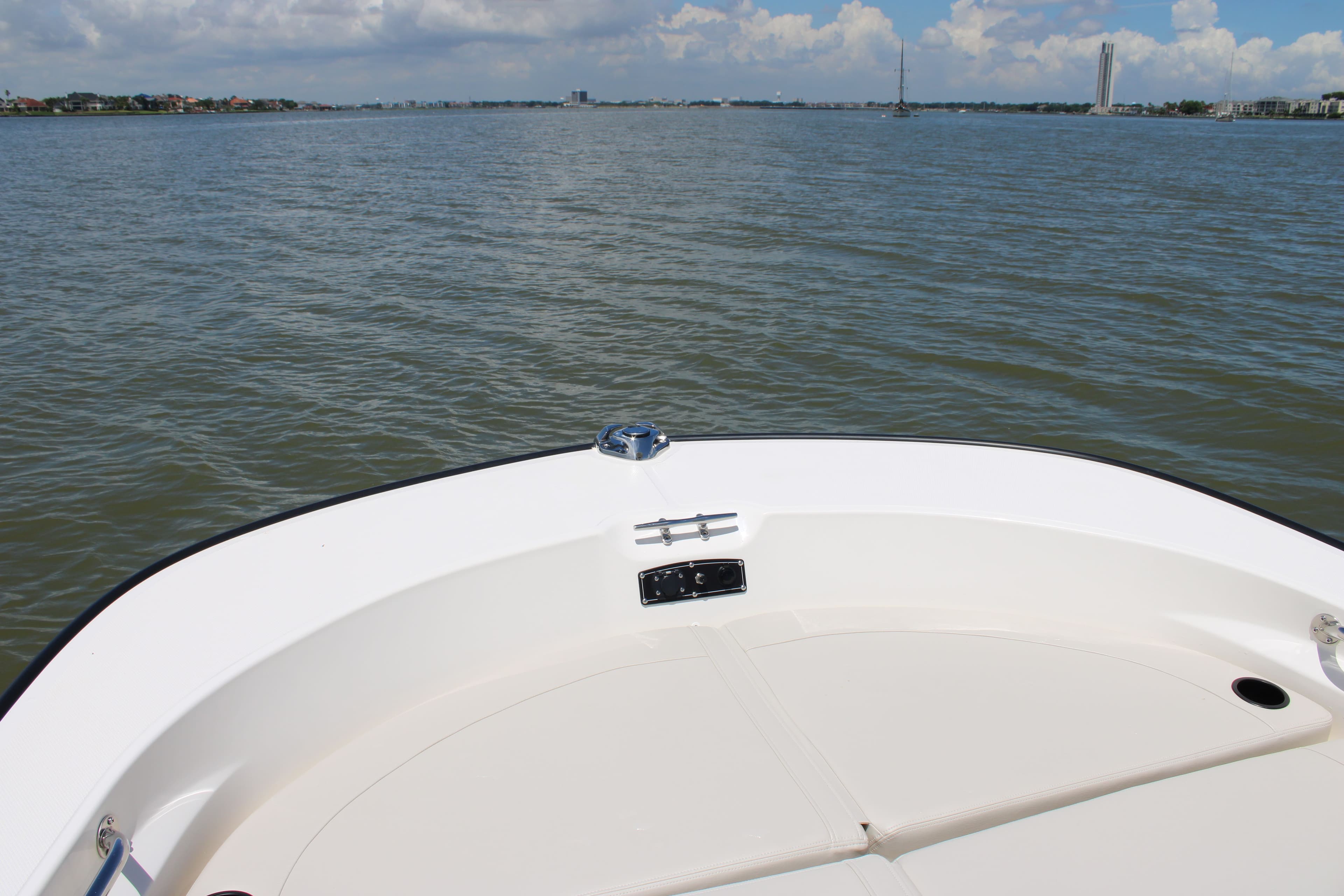 2026 Boston Whaler 210 Montauk - 41