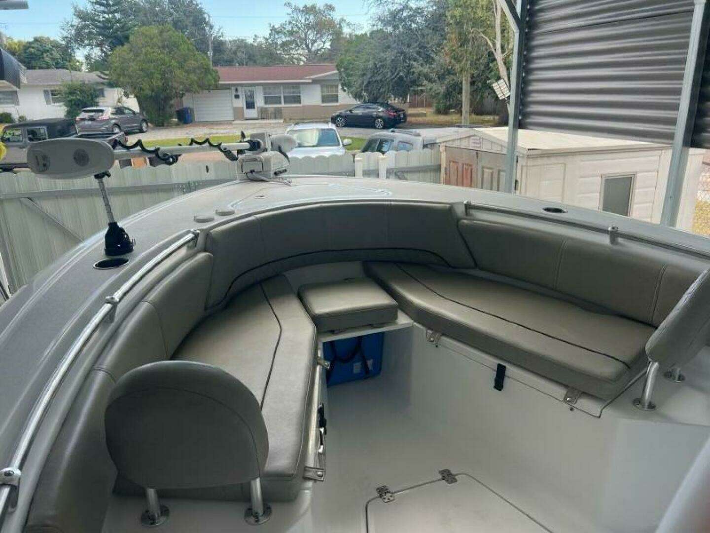 2021 Sportsman 232 Platinum Center Console - Image 11