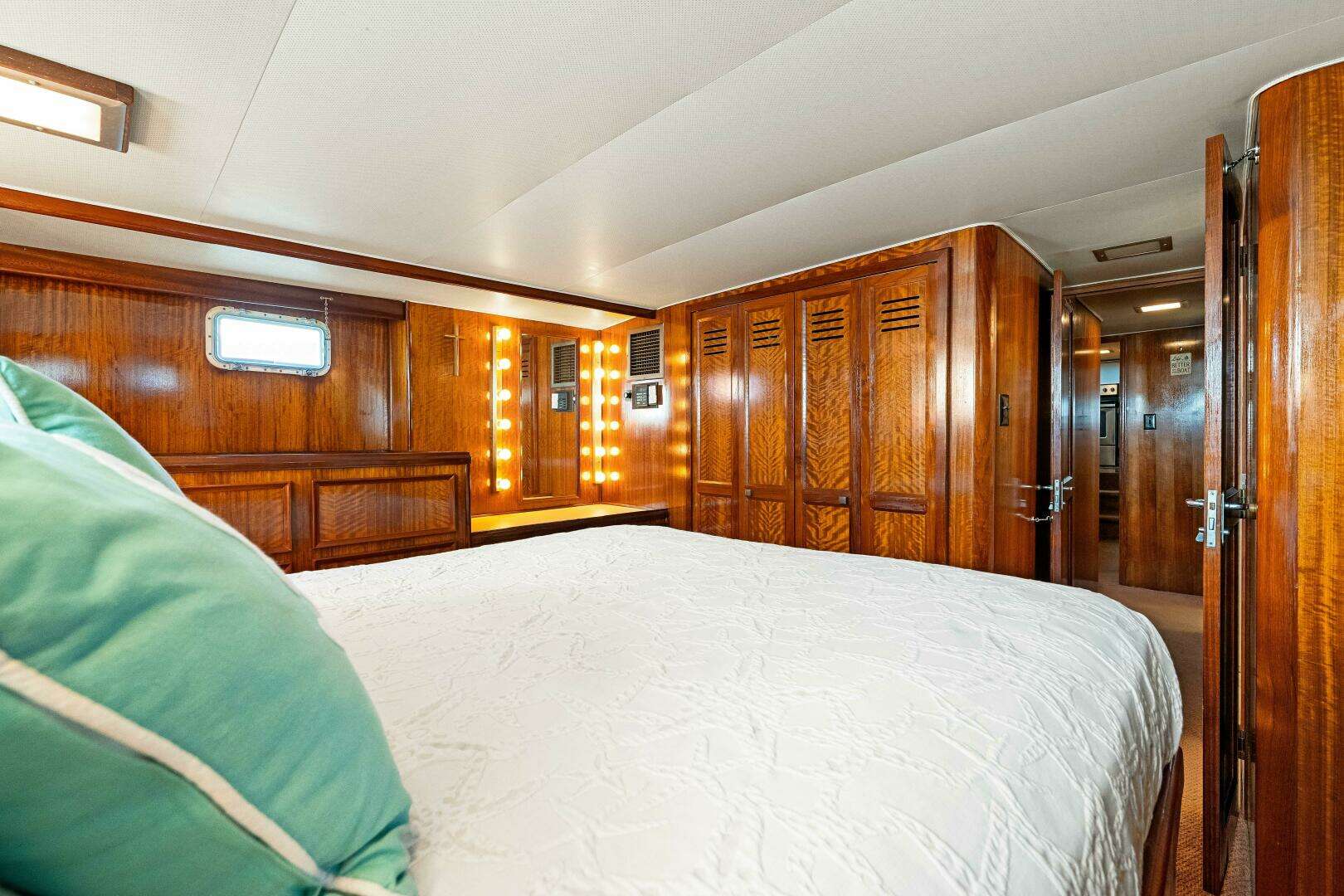 1979 Hatteras 53 Classic - Image 54