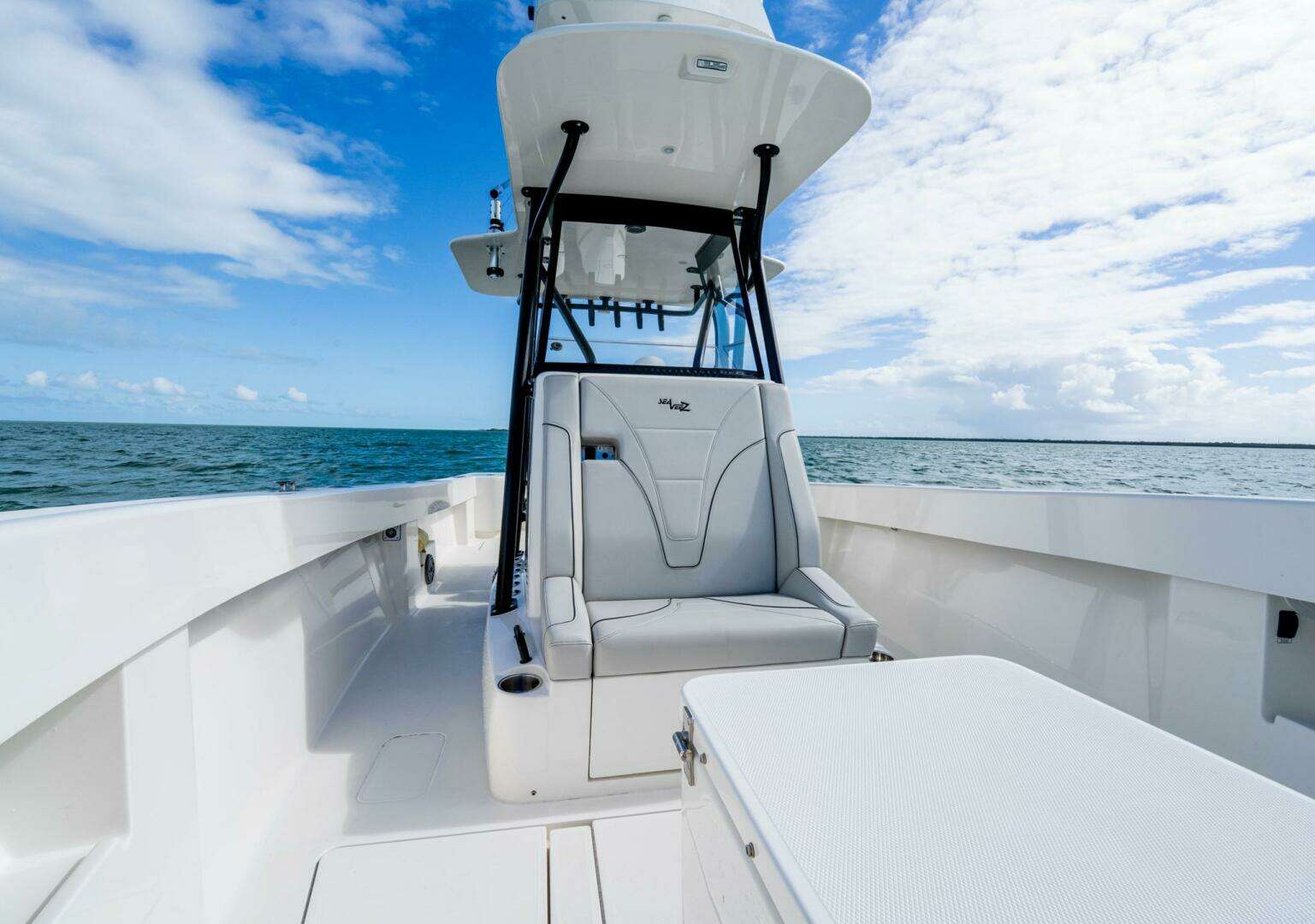 2024 SeaVee 322z - Image 25