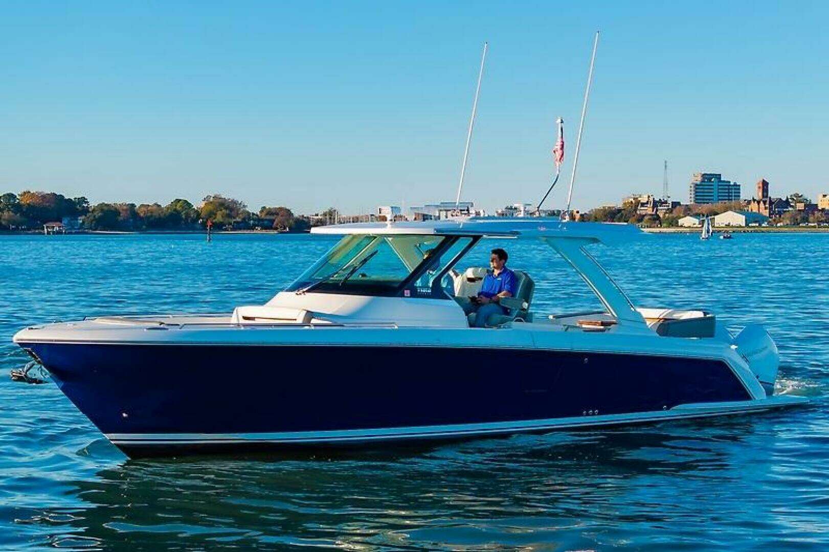 2023 Tiara Yachts 38 LS - Image 46