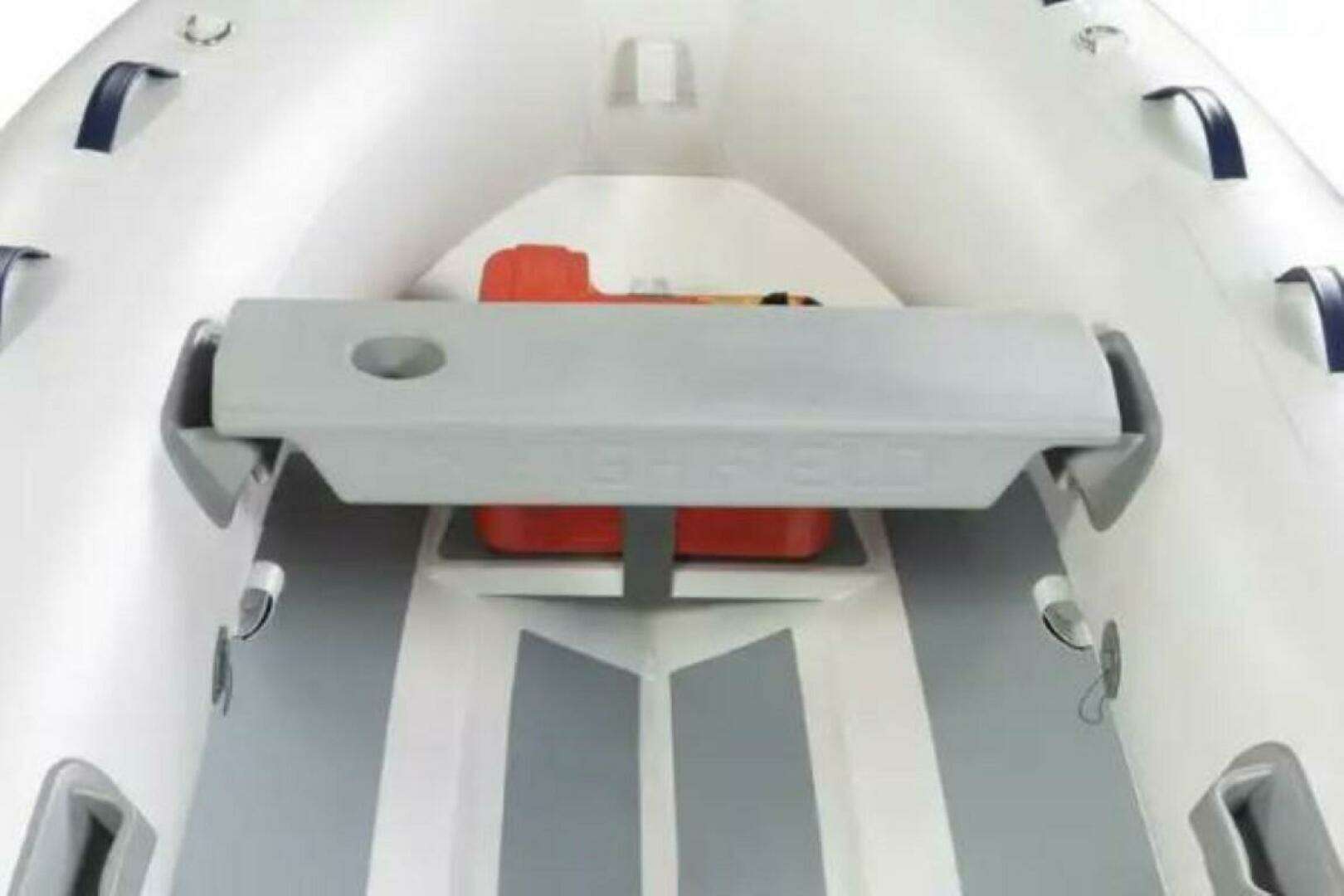 2025 Highfield UltraLite 260SS - Image 5