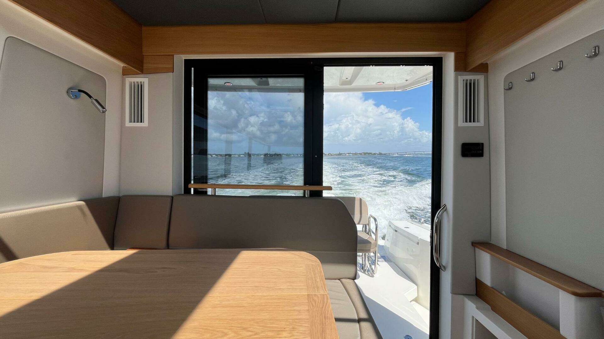 2025 Nimbus Commuter 11 - Image 18