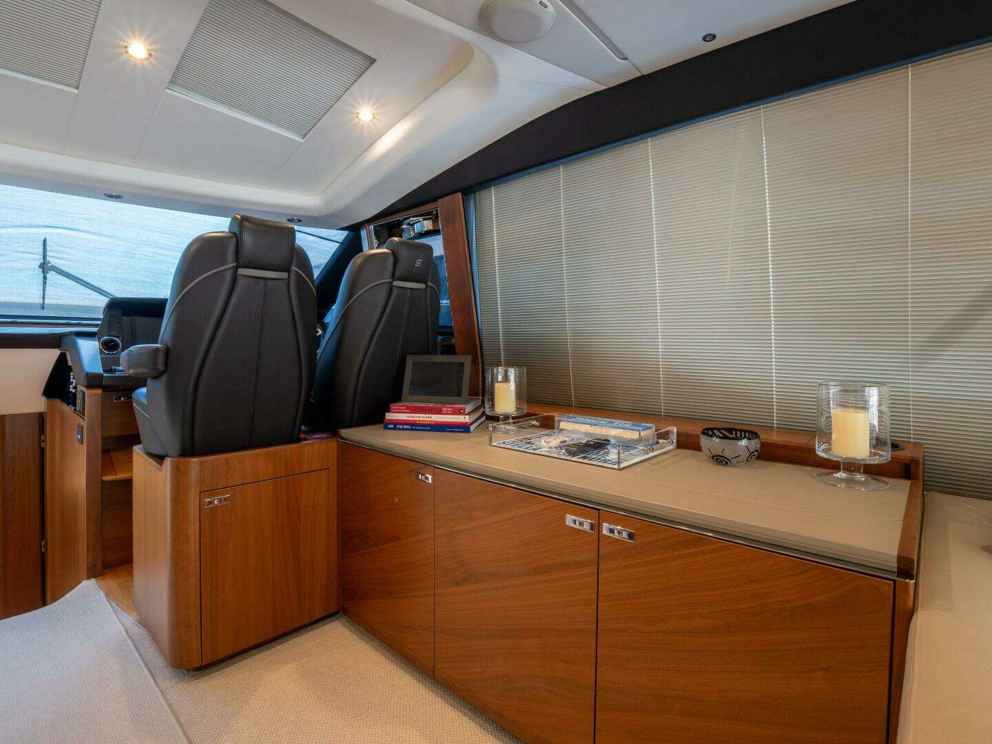 2020 Princess S66 - Image 29