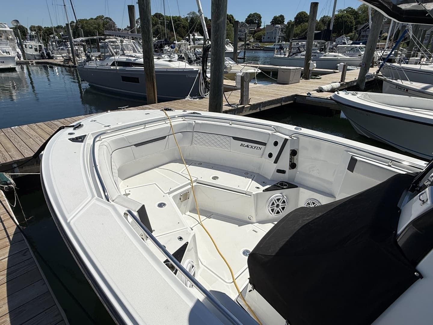 2022 Blackfin — - Image 7