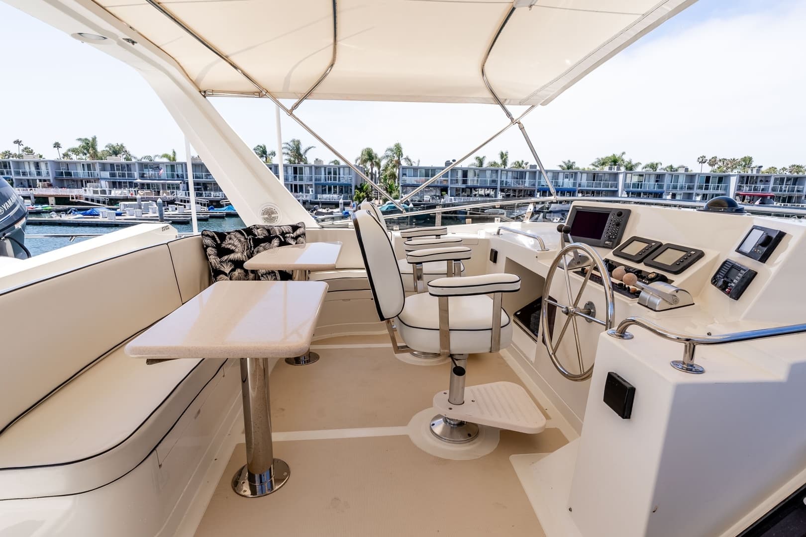 2005 Offshore Yachts Pilothouse - Image 9