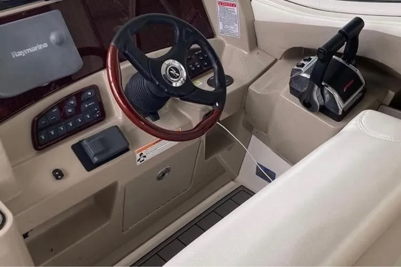 2006 Sea Ray 290 Sundancer - Image 24