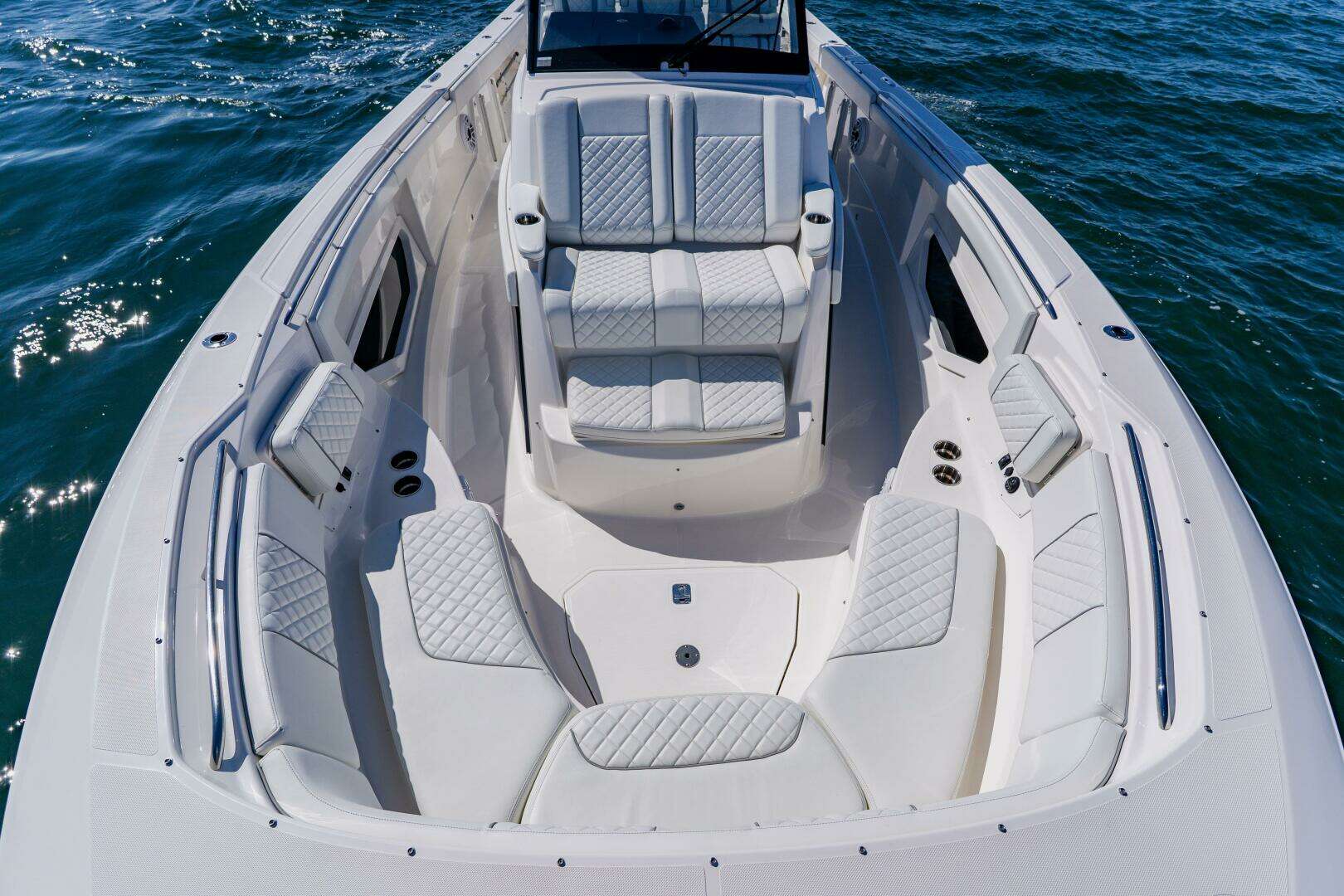 2022 Pursuit S 378 Sport - Image 13