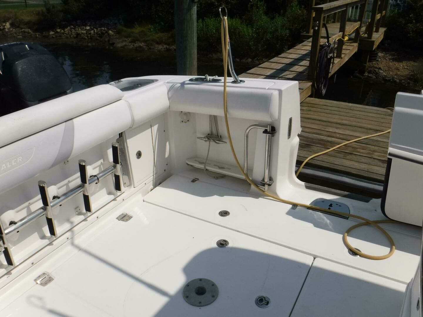 2014 Boston Whaler 370 Outrage - Image 21