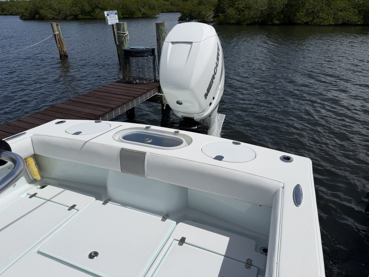 2022 Latitude Tournament Boats 25 Center Console - Image 11
