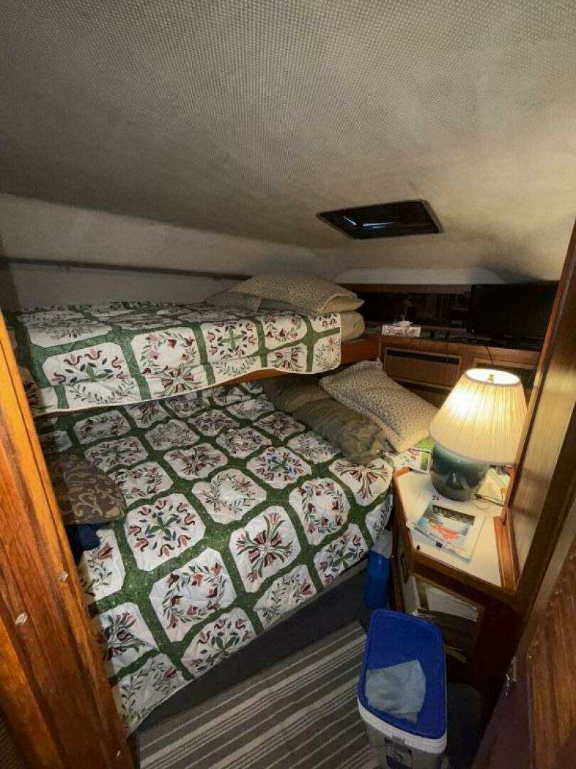 1988 Sea Ray 415 - Image 90