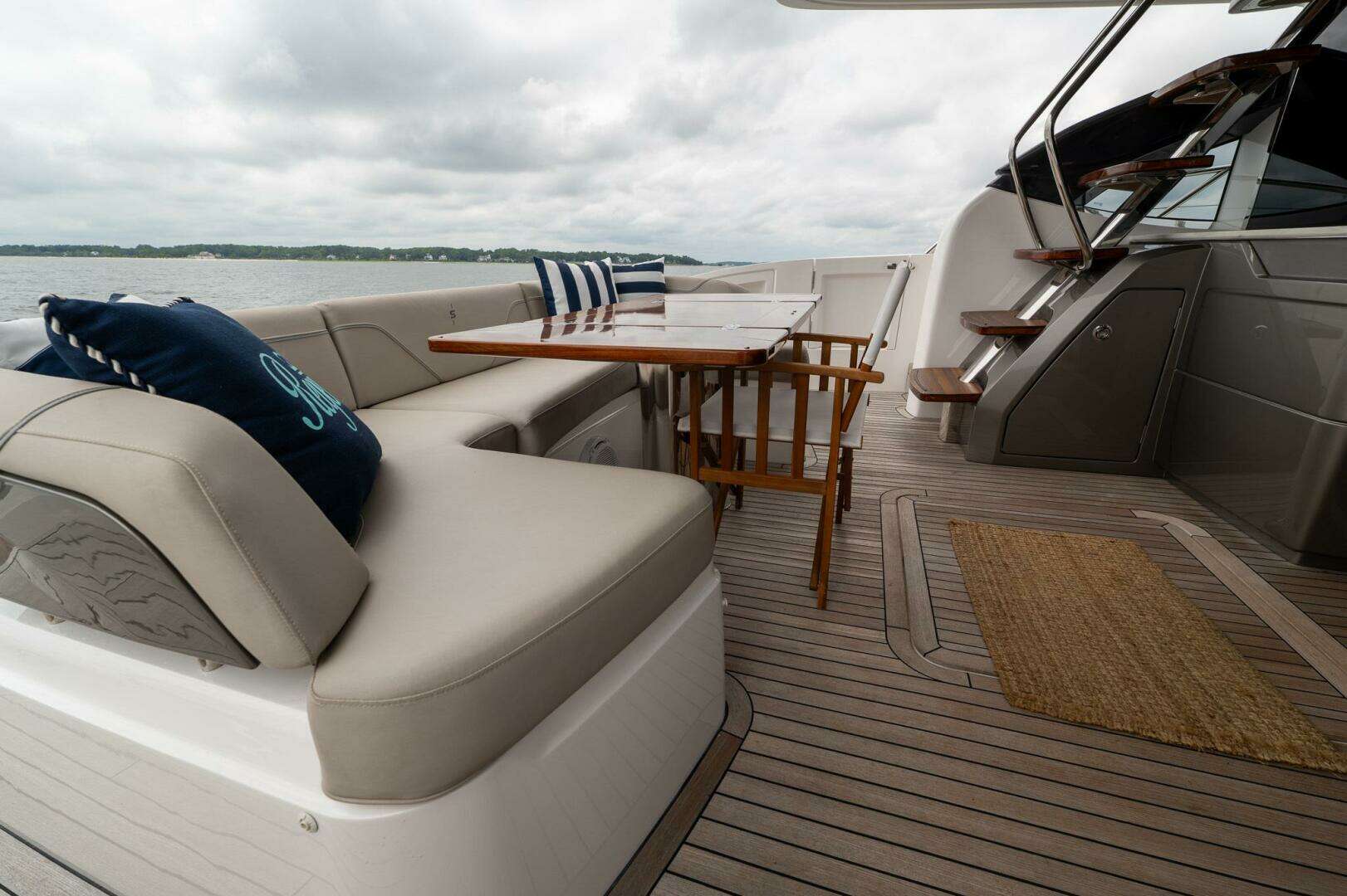2021 Princess S62 - Image 17
