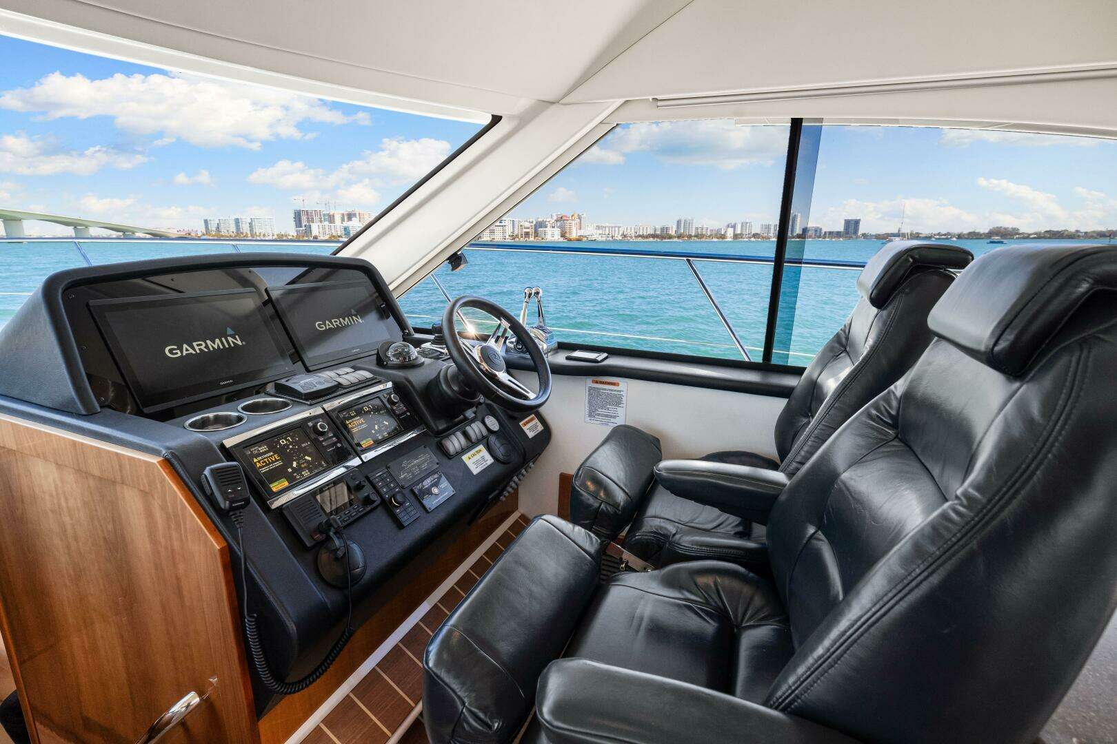 2016 Riviera 5000 Sport Yacht - Image 65