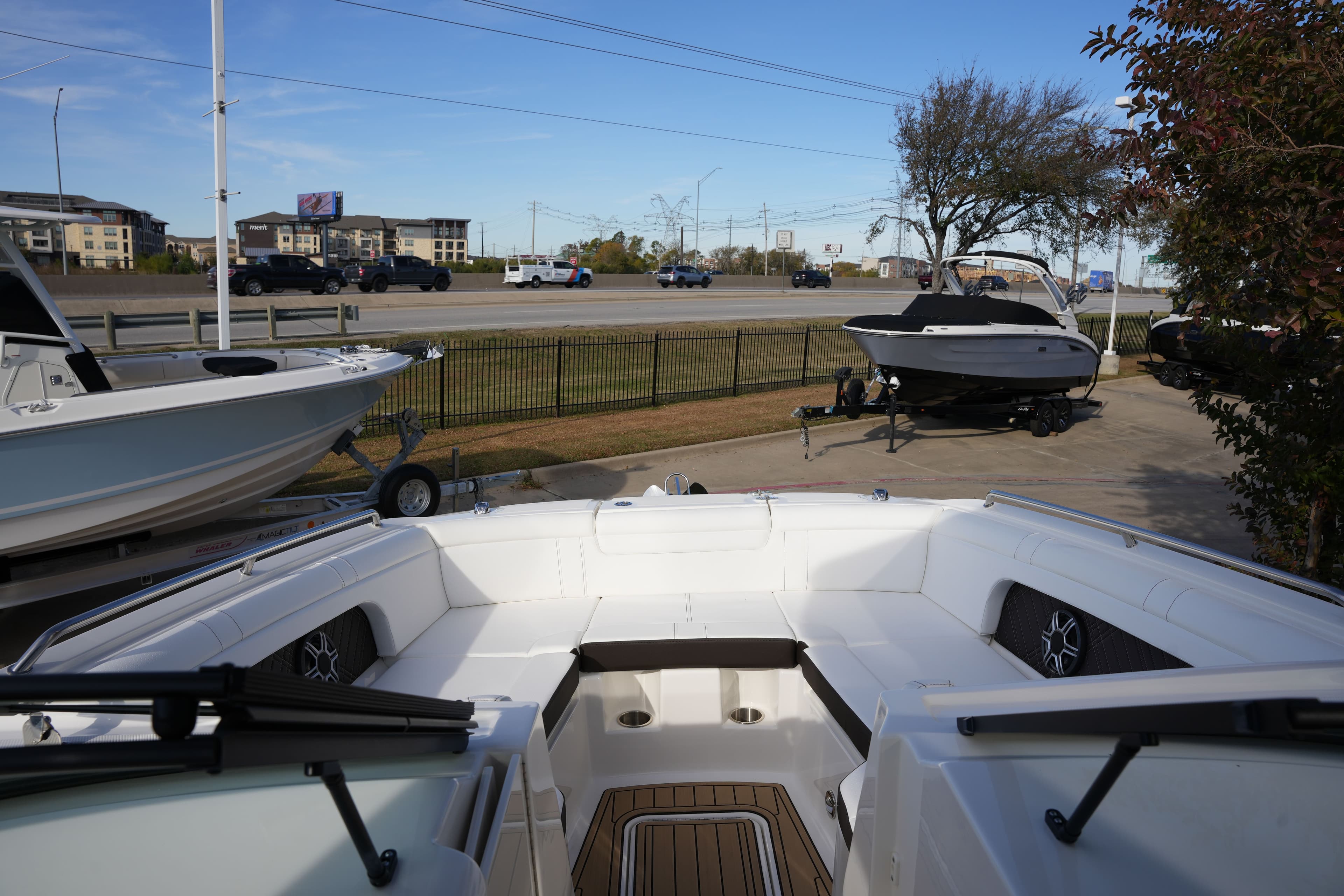 2026 Sea Ray SDX 290 - 32
