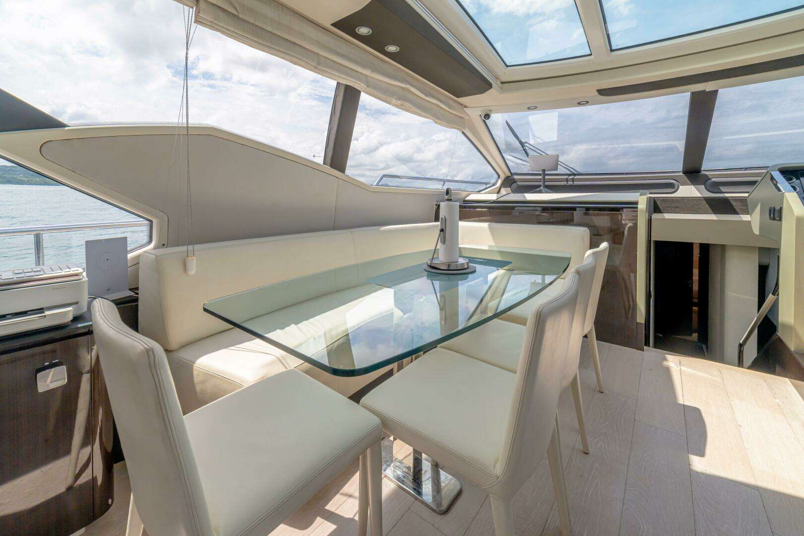 2017 Azimut 77S - Image 13