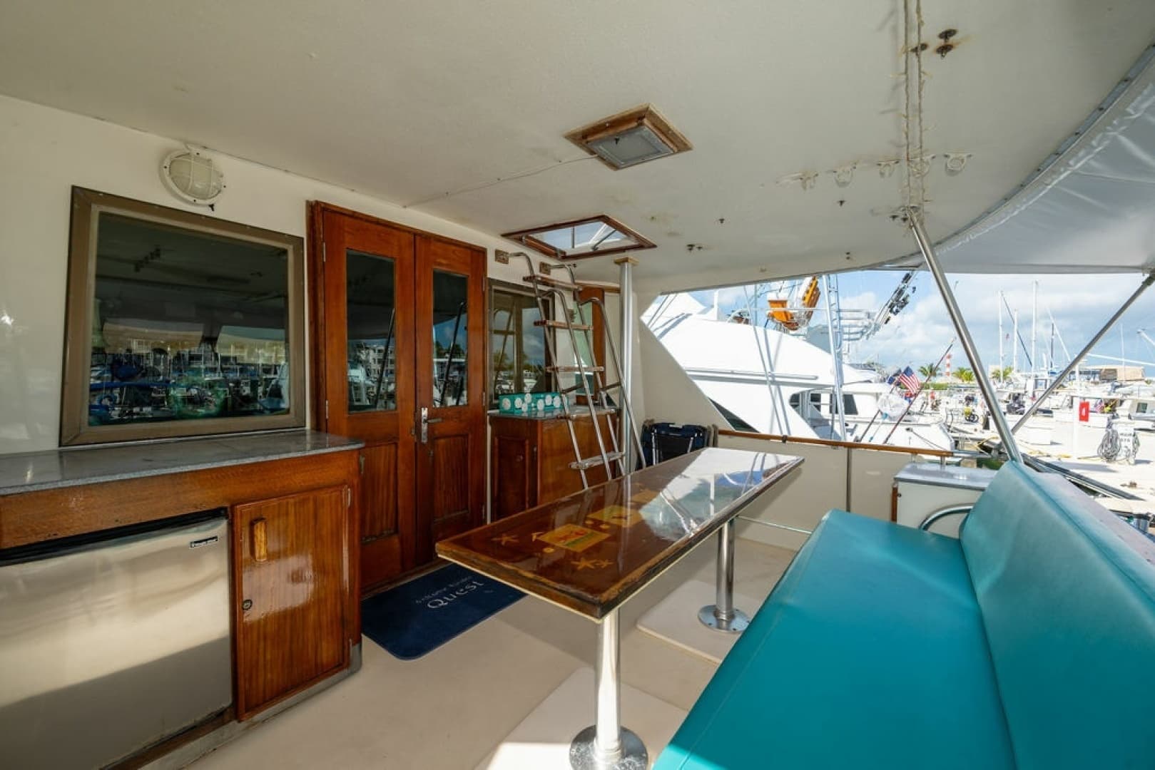 1979 Hatteras Yacht Fish - Image 13