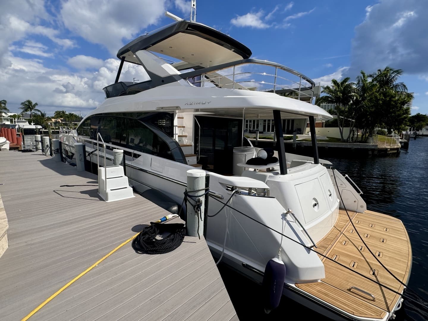 2025 Azimut — - Image 4