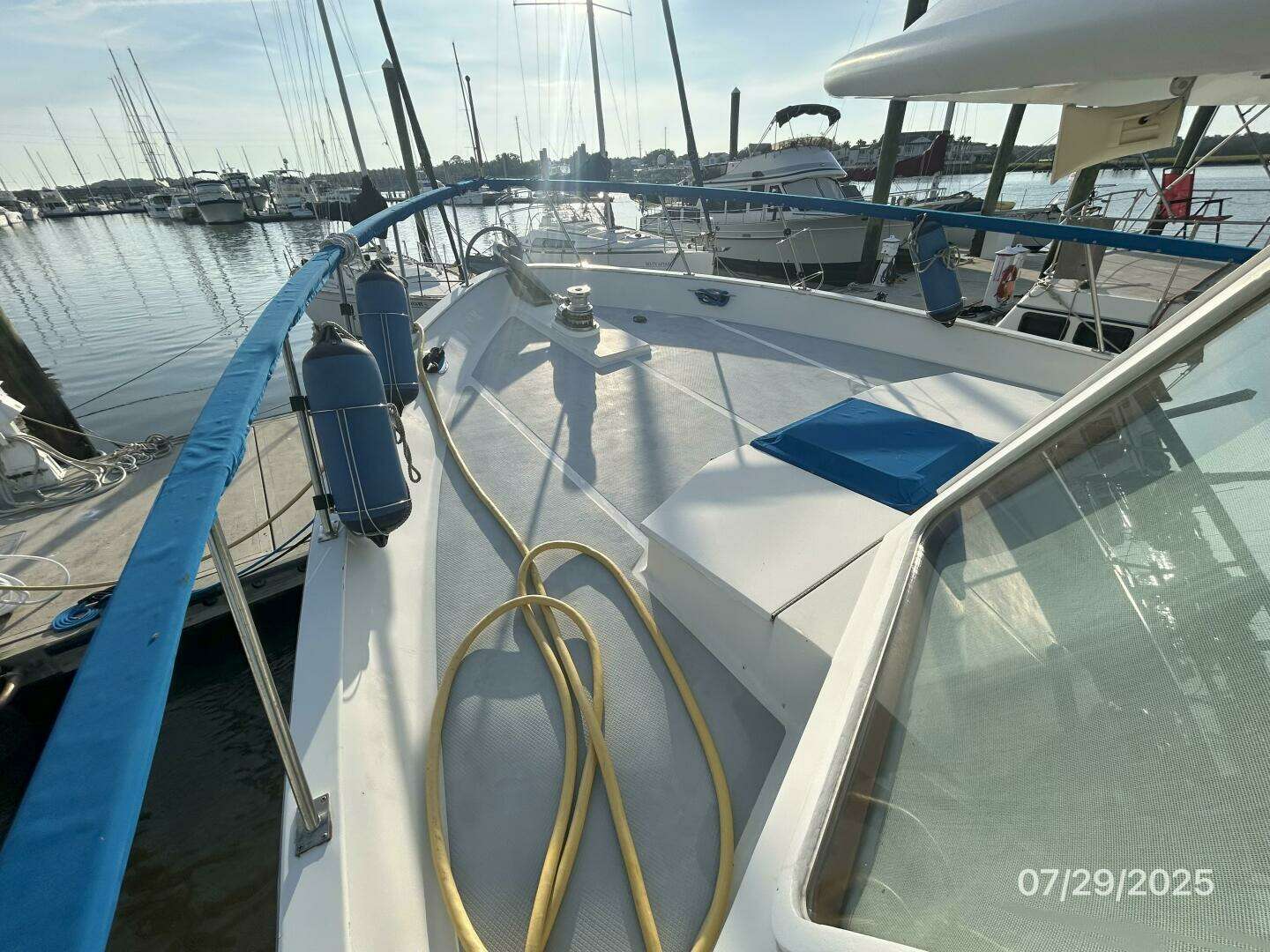 1989 DeFever Offshore Cruiser - Image 7