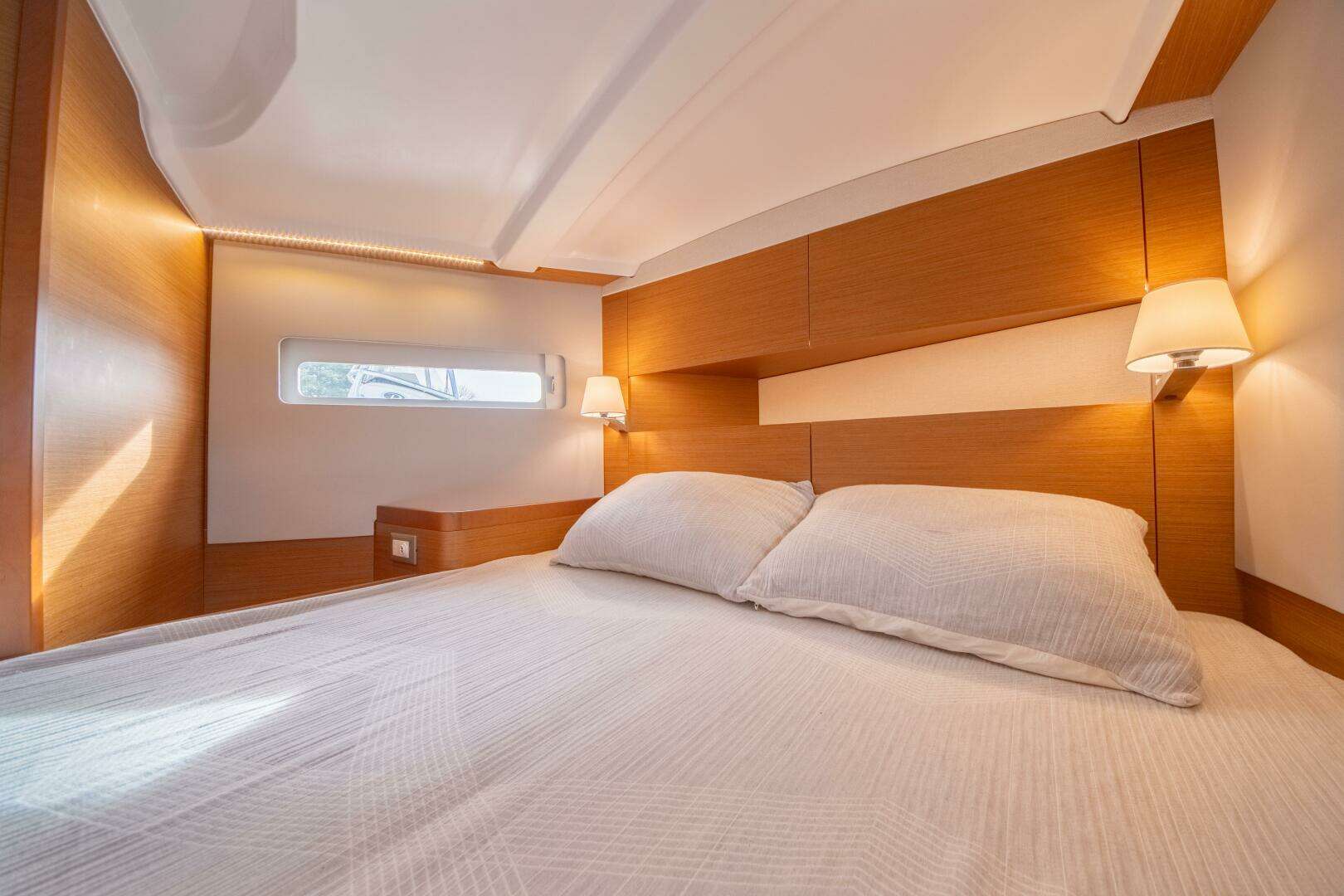2023 Jeanneau Sun Odyssey 410 - Image 26