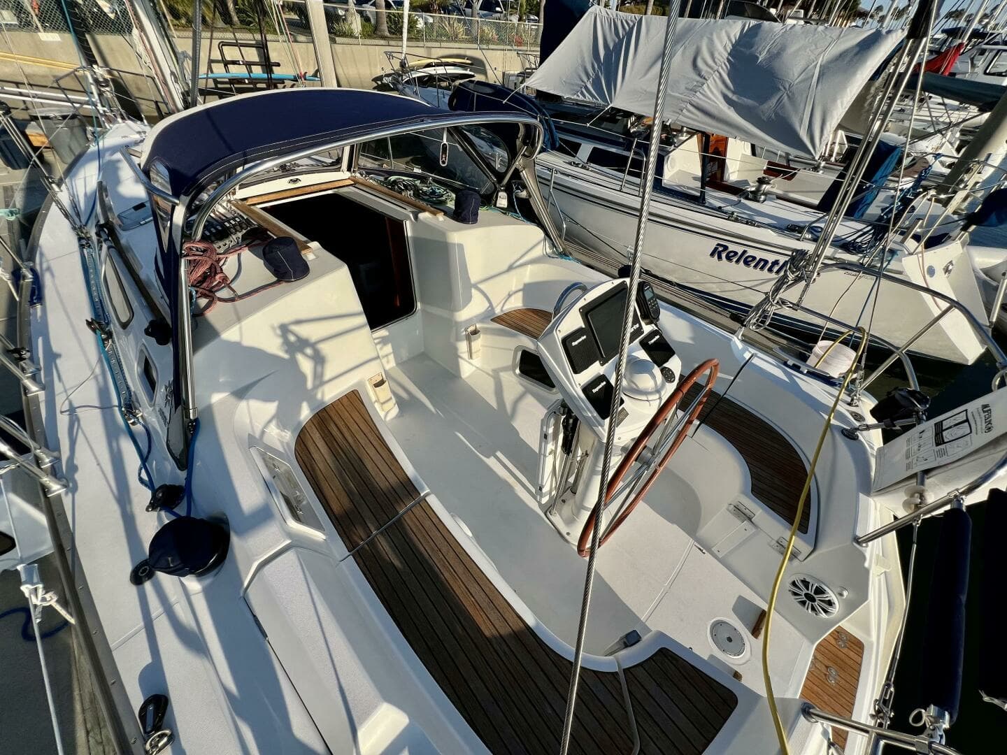2005 Jeanneau Sun Odyssey 35 - Image 28