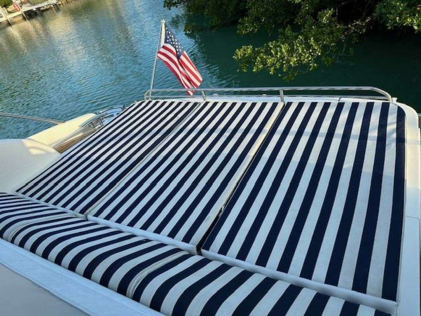 2006 Viking Princess 58V - Image 22