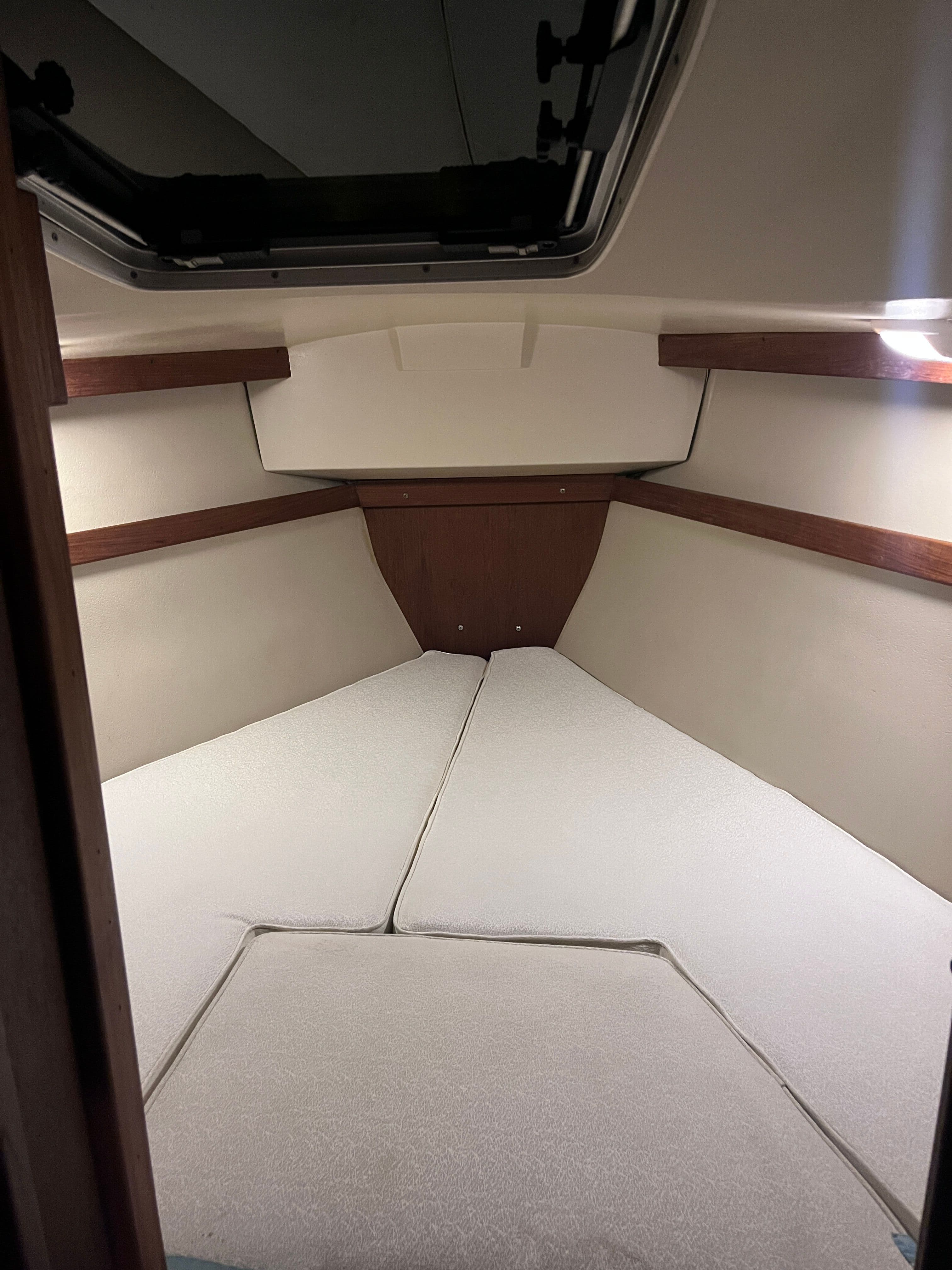 1988 Catalina Catalina 30 MKII Tall Mast - 19