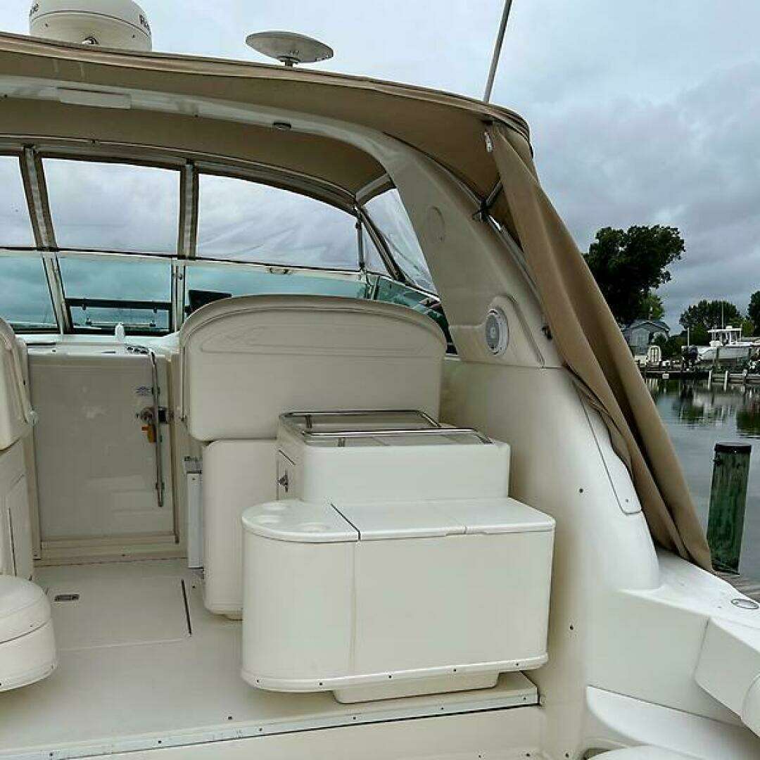 2001 Sea Ray 340 Amberjack - Image 17